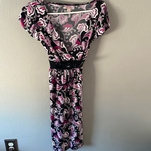 Miss Bison Dress, black with pink/purple paisley design